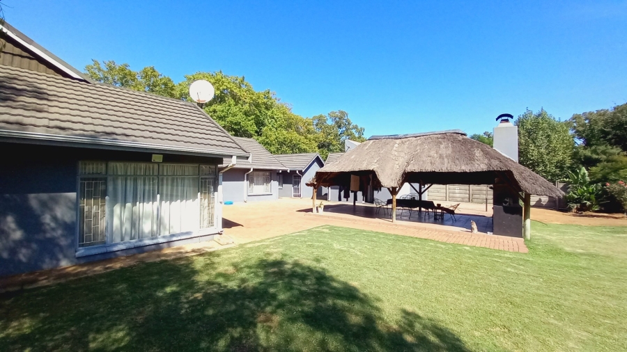 5 Bedroom Property for Sale in Sasolburg Ext 4 Free State